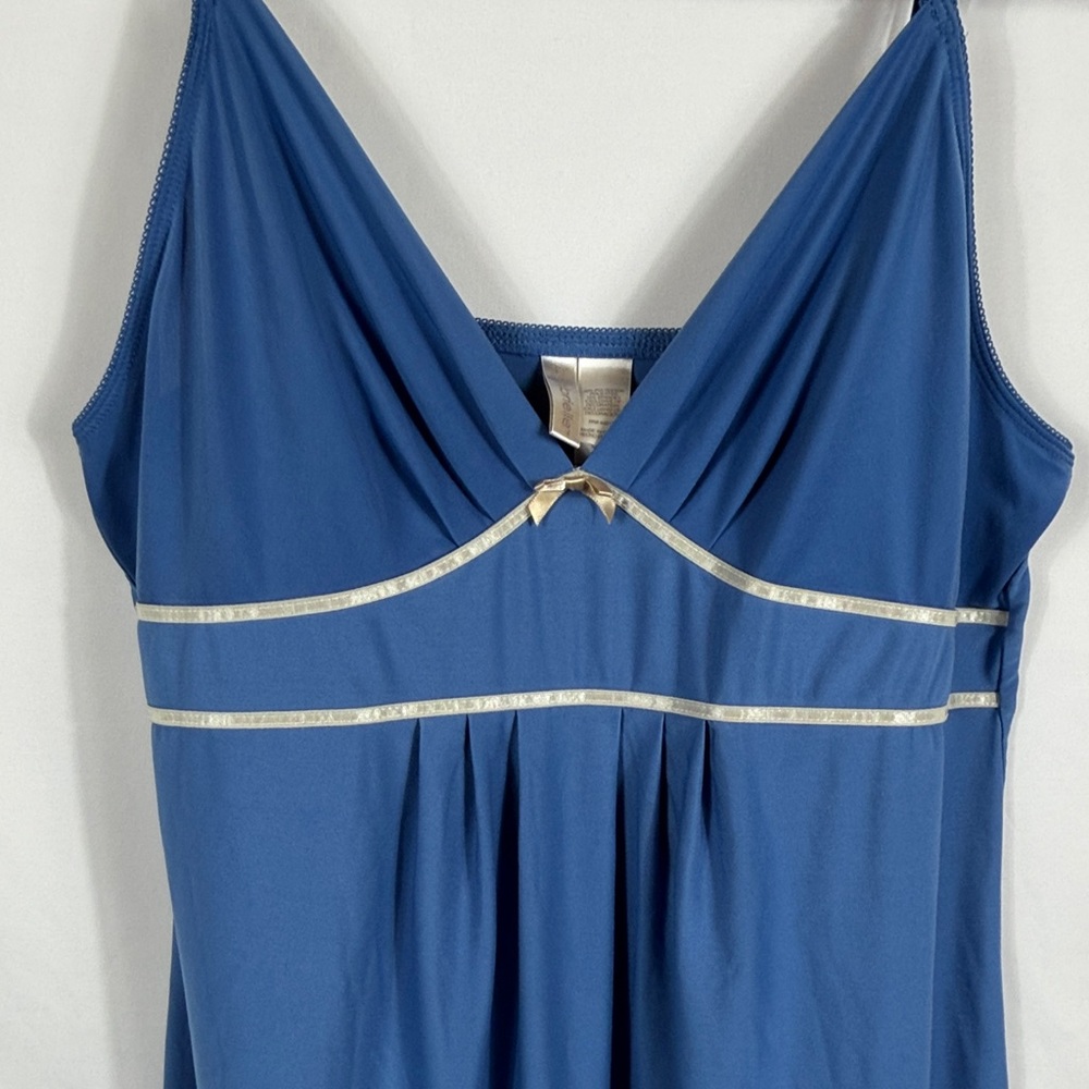 Ambrielle Blue Chemise White Accents. Bow details. Adjustable Straps. Size L - Picture 3 of 6